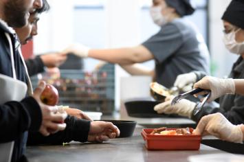 El comedor de la UNLP ofrece cuarenta por ciento de descuento con Cuenta DNI